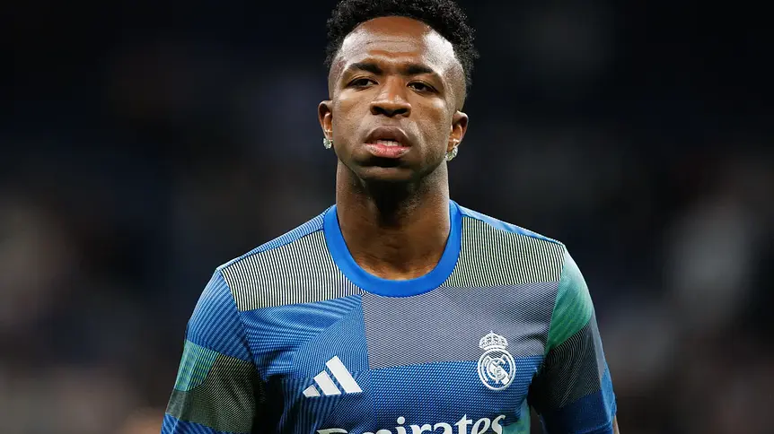 Vinícius Jr. gratuluje Cucurelli po triumfie Hiszpanii w MŚ
