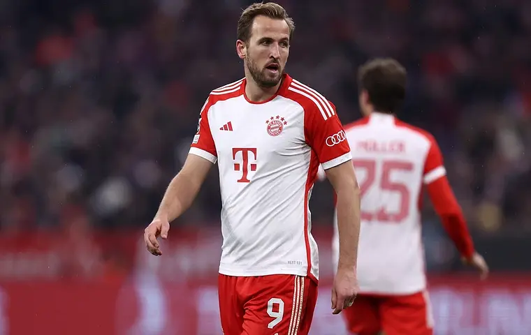 Harry Kane po raz drugi z Złotym Butem. Luca Toni wskazuje na Złotą Piłkę