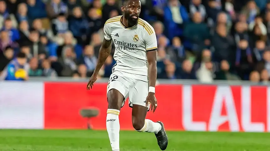 Real Madryt w ogniu wewnętrznych konfliktów przed starciem z Barceloną