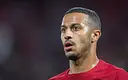 Thiago Alcantara opuszcza sztab FC Barcelony. Flick poszukuje zastępcy