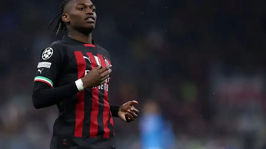 Chelsea zwiększa presję na transfer Rafaela Leão