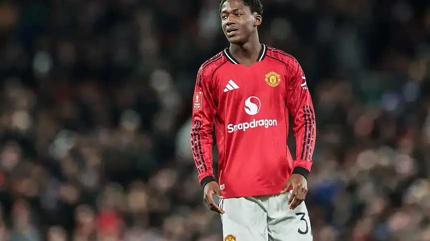 Kobbie Mainoo zostaje na Old Trafford do 2031 roku
