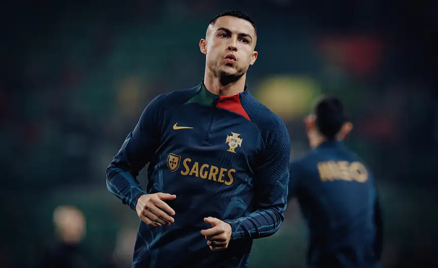 Ile Cristiano Ronaldo zarabia na sekundę? Zaskakujące liczby!